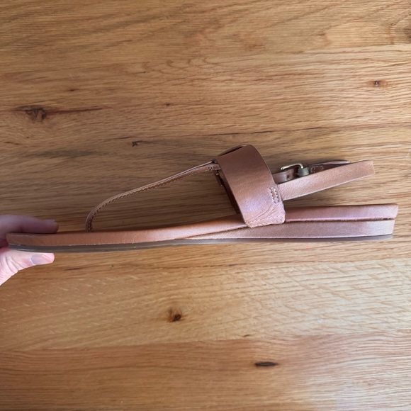 Cole Haan Francine Demi Wedge Leather Sandal in "Pecan" Size 8 - Picture 10 of 11